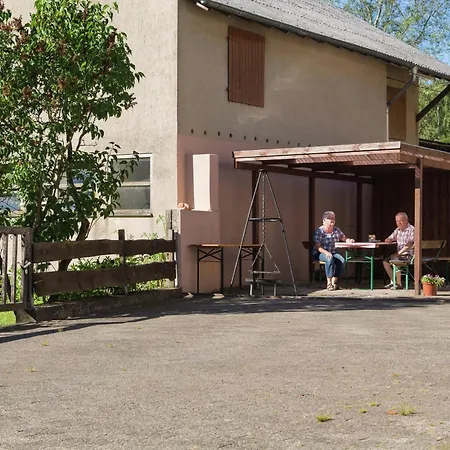 House Direct On Forest Edge For Alone